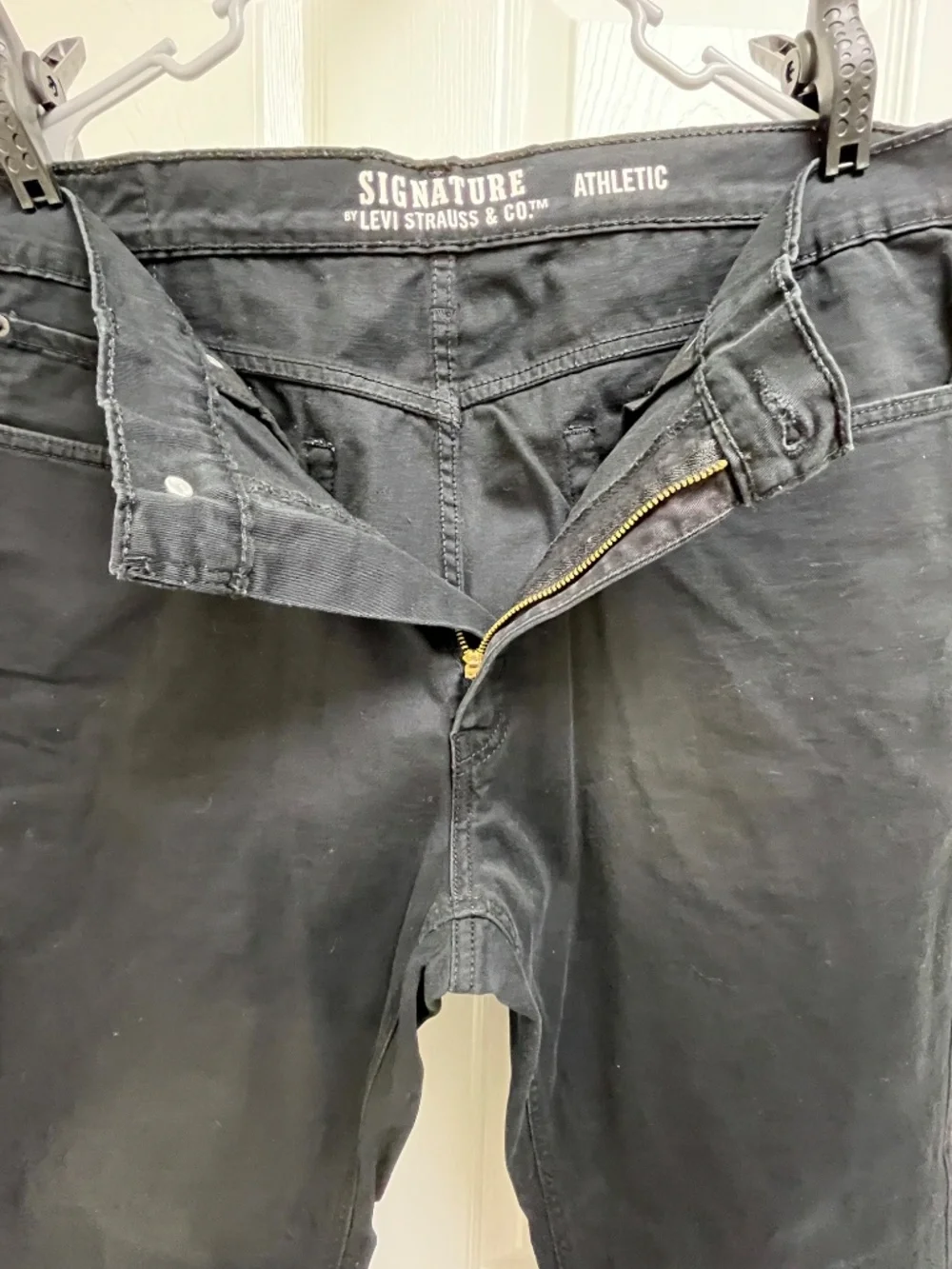 Men's Levi's Signature Black Athletic 36W x 32L - Picture 7 of 15